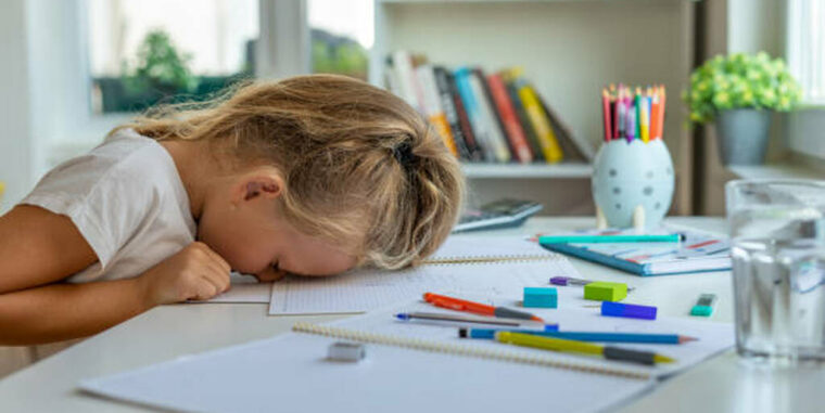 Is My Child Just Slow at Reading or Showing Early Dyslexia Signs?